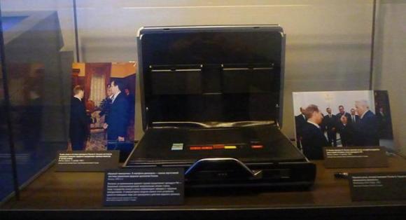 Nga lần đầu hé lộ bí mật trong chiếc vali hạt nhân mang sức mạnh khủng khiếp