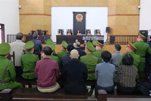 42 2 Ong Le Nam Tra Khai Gi Ve Thung Hoa Qua 2 Trieu Usd