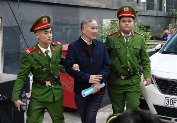 42 3 Ong Le Nam Tra Khai Gi Ve Thung Hoa Qua 2 Trieu Usd