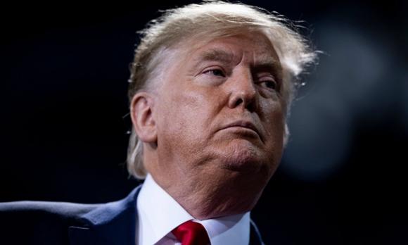 42 1 Tong Thong Trump Bi Luan Toi