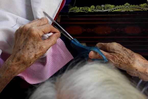 42 3 Cu Ba 93 Tuoi O Tay Ninh Suot 40 Nam Tham Lang May Chan Tang Nguoi Ngheo