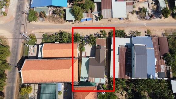 42 2 Quan Huyen O Tay Ninh Nhan Nha Tinh Nghia Nha 2 O To Co Ngheo