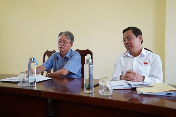 42 4 Quan Huyen O Tay Ninh Nhan Nha Tinh Nghia Nha 2 O To Co Ngheo