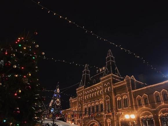 42 13 Moscow Don Giao Thua Trong Mua Dong Nong Nhat 140 Nam