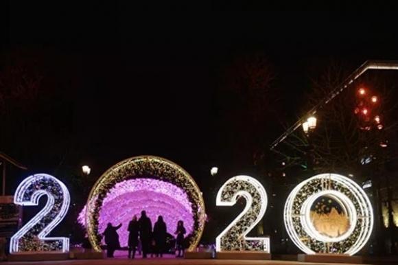 42 14 Moscow Don Giao Thua Trong Mua Dong Nong Nhat 140 Nam