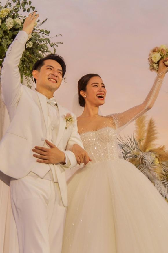 42 3 Ngay Dau Tien Cua Nam 2020 Nhin Lai 1 Nam Doi Doi Cua Sao Viet Nguoi Ten Tuoi Vut Sang Khong Kip Can Nguoi Vien Man Hon Nhan Den Ghen Ti