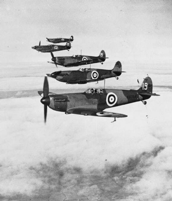 42 5 Bat Ngo Voi Nhung Ly Do Dinh Chien La Lung Nhat Trong Lich Su Quan Su