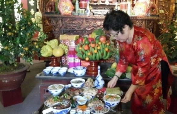 Tết Nguyên đán - thời khắc thiêng liêng, cao quý nhất của người Việt