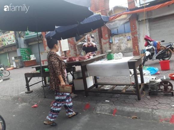 42 3 Mung 2 Tet Cac Cho Coc Da Lac Dac Tieu Thuong Ban Hang Voi Gia Ca Dat Do Den Giat Minh 700000 Dong Cho 1kg Thit Bo