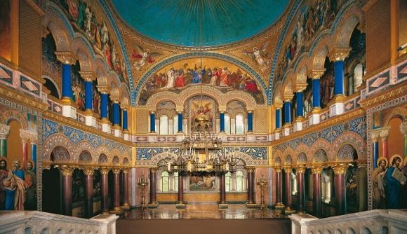 42 6 Lau Dai Neuschwanstein Logo Bat Hu Cua Hang Walt Disney