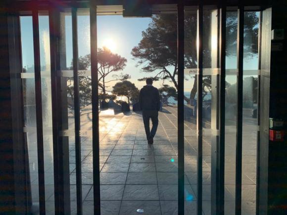 42 2 Dot Nhap Khu Nghi Duong Sang Chanh Cach Ly Nguoi Nhiem Virus Corona O Phap