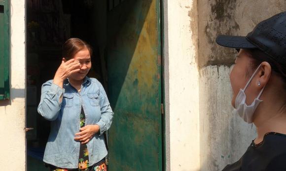 42 4 Nguoi O Tro Bat Khoc Khi Chu Nha Thong Bao Mien 100 Tien Phong 2 Thang