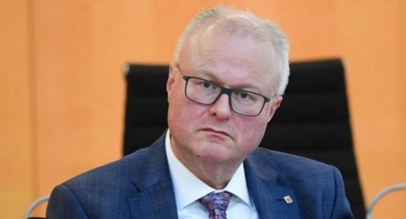 42 1 Mot Bo Truong Duc Tu Tu Vi Chiu Khong Noi Ap Luc Tu Covid 19