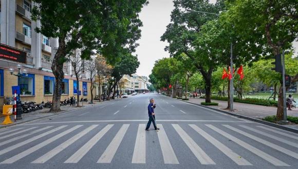 42 2 8 Trieu Dan Chi Co 300 May Tho De Dich Bung Phat La Dai Hoa