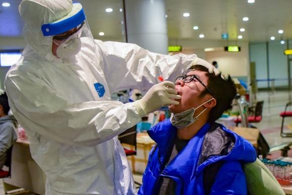 42 3 8 Trieu Dan Chi Co 300 May Tho De Dich Bung Phat La Dai Hoa