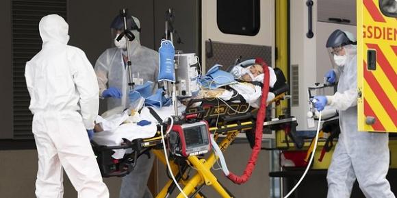 42 1 Tang Hon 6000 Ca Nhiem Moi Mot Ngay Duc Chinh Thuc Vuot Trung Quoc