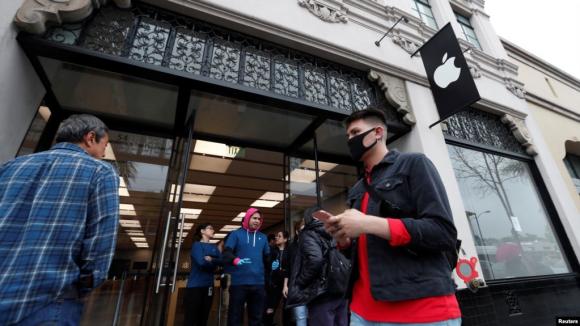 42 1 Nguoi Viet O Quan Cam Va Chien Dich Khau Trang Tinh Thuong