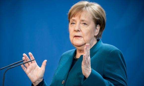 42 1 Thu Tuong Duc Tro Lai Van Phong Lam Viec