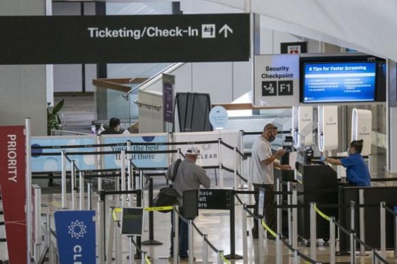 42 1 Di May Bay Thoi Binh Thuong Moi Se Gom Nhung Gi