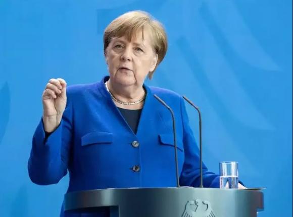 42 1 Thu Tuong Duc Bao Ve Goi Kich Cau 130 Ty Euro