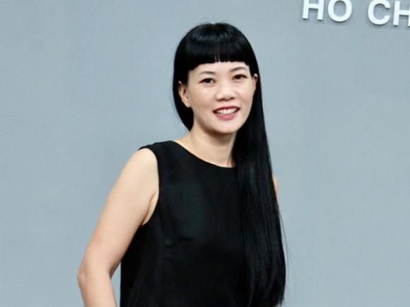 42 1 Chuyen Tro Thanh Phong Vien Hang Tin Ap Va Bloomberg Cua Co Gai Viet