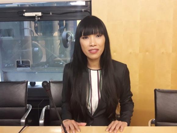 42 1 Nu Dai Bieu Quoc Hoi Phap Goc Viet Stephanie Do Toi Rat Hanh Dien Ve Nguon Goc Viet Nam Cua Minh