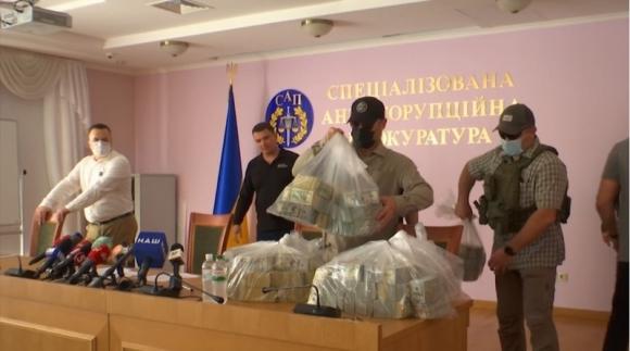 42 2 Ho Chieu Sip Noi An Nau Cua Toi Pham Va Quan Tham