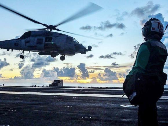 42 2 Ba Kich Ban Cuoc Canh Tranh Khoc Liet My Trung