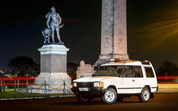 42 10 Nhung Chiec O To Vuc Day Ca Thuong Hieu Ben Bo Vuc Pha San