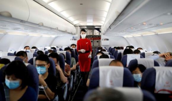 42 1 Bo Quoc Phong My Nguy Co Covid 19 Gan Nhu Bang 0 Tren May Bay Neu Deo Khau Trang