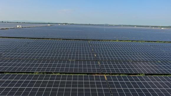 42 1 Nha May Dien Mat Troi Lon Nhat Dong Nam A Van Hanh