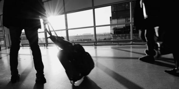 42 2 Viet Kieu Chau Au Tiet Lo Cuoc Song That Su Noi Xu Nguoi Keu Kho Sao Khong O Viet Nam Di Sang Day Lam Gi