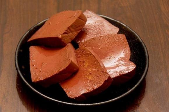 42 3 5 Mon Duoc Cong Nhan La Ban Nhat Trong Nha Hang Lau Khach Nao Cung Thich Nhung Nhan Vien Lai Chang Dam An