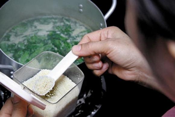 42 2 Nhung Sai Lam Khi Dung Muoi Nau An Ban Can Biet