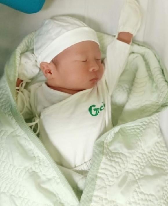 42 2 Roi Le Chuyen Cua Nguoi Me Gian Nan Tim Con Roi Phai Dung Giua Lua Chon Duoc  Mat