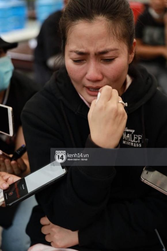 42 5 Le Tang Ns Chi Tai Tai Viet Nam Chuan Bi Dua Linh Cuu Co Nghe Si Ra San Bay Sang My Ns Hoai Linh Nghen Ngao Noi Loi Tien Biet