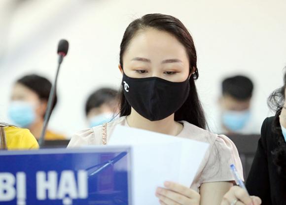 42 1 Nu Tiep Vien Hang Khong De Nghi Hinh Phat Tuong Xung Cho Tai Xe Gay Tai Nan