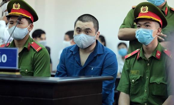 42 4 Nu Tiep Vien Hang Khong De Nghi Hinh Phat Tuong Xung Cho Tai Xe Gay Tai Nan