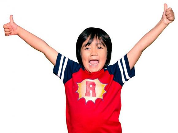 42 1 My Youtuber Kiem Duoc Nhieu Tien Nhat The Gioi Nam 2020