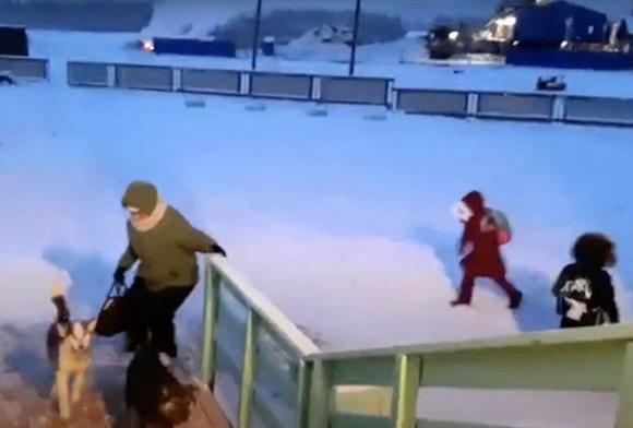 42 22 Chum Anh Di Hoc Mua Dong Hoc Sinh Viet Nam Quan Chan Kin Mit Tren Duong Xem Den Anh Hoc Sinh Nga Moi Thay Ro Toi