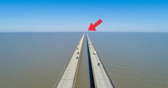 Cây cầu dài nhất thế giới, nhiều tài xế không dám đi hết