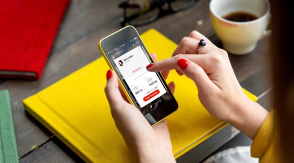 Kiều bào có thể chuyển tiền trực tiếp vào tài khoản người thân ở Việt Nam