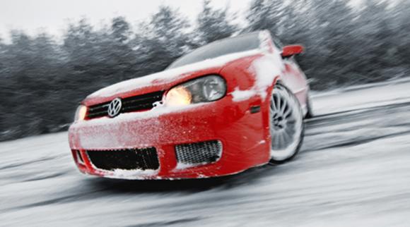 42 5 10 Dieu Can Nho Khi Lai Xe Troi Mua Tuyet