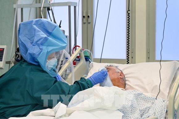 Anh phát hiện biến thể SARS-CoV-2 mới có khả năng kháng miễn dịch đáng lo ngại