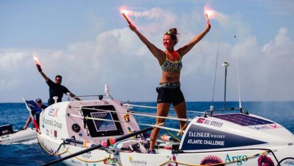 42 1 Ngu 2 Tieng Cheo 2 Tieng Co Gai 21 Tuoi Xuyen Dai Tay Duong Trong 70 Ngay