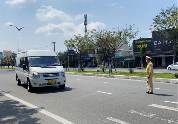42 4 Da Nang Nam Cong Nhan Que Hai Duong An Nhau Khap Noi Khong Khai Bao Y Te Bat Ky Dau