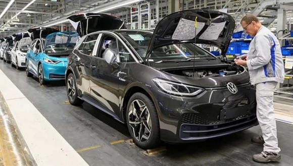 42 1 Oto Dien Bung No O Chau Au Tac Dong Tu Chinh Sach Tro Cap Hay Xu Huong Tieu Dung Moi