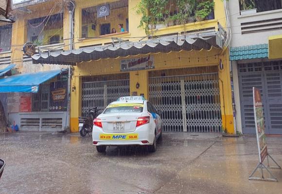 42 2 Mua Giua Trua Tphcm Mat Me De Chiu