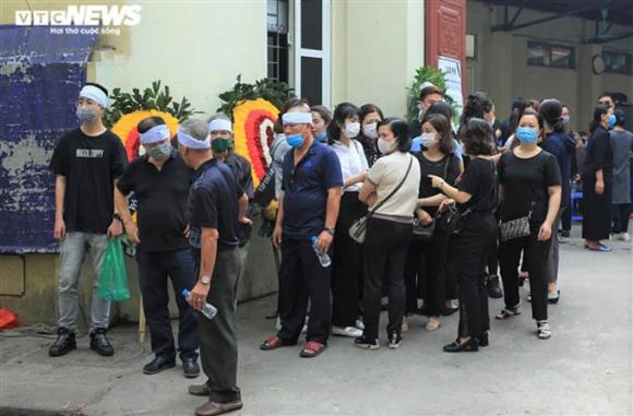 42 4 Dam Tang Dam Nuoc Mat Cua Gia Dinh 4 Nguoi Chet Trong Dam Chay O Ha Noi