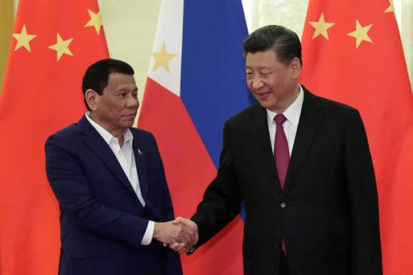 42 1 Khi Tong Thong Philippines Duterte Bong Dung Doi Giong Voi Trung Quoc